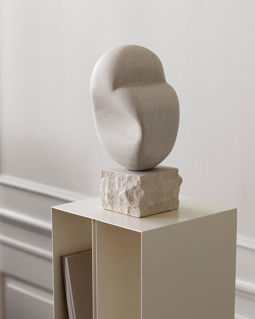 Curved Pedestal